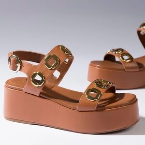LARROUDE Milan Grommet Detail Flatform Sandals - Caramel